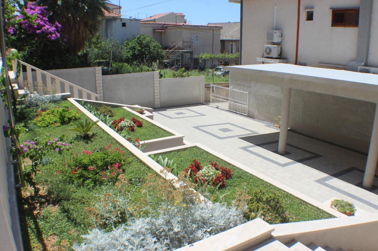 Ferienwohnung Mg Ravlic Sea View Makarska Exterior foto
