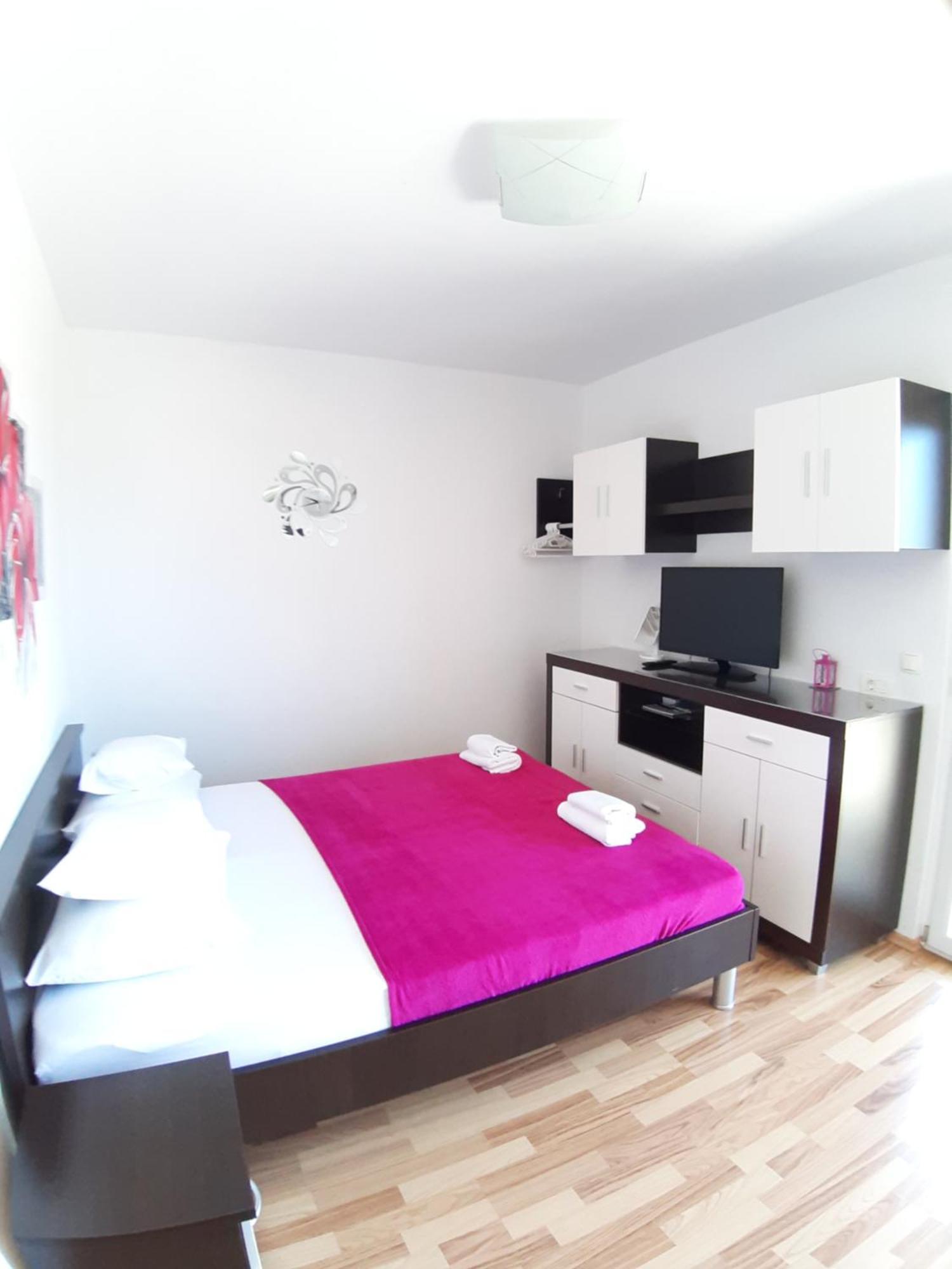 Ferienwohnung Mg Ravlic Sea View Makarska Exterior foto